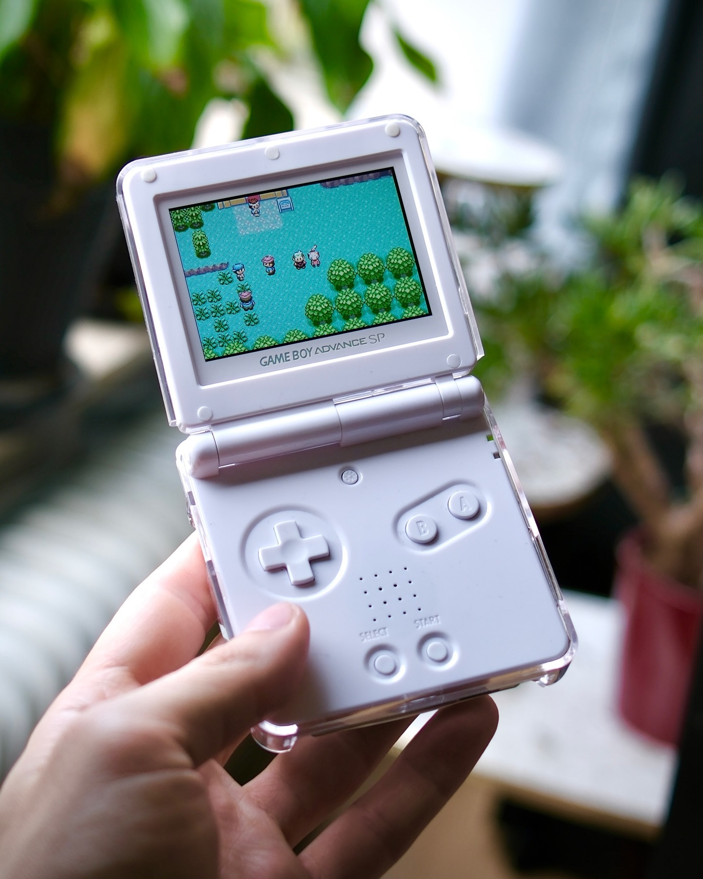 Nintendo Game Boy Advance SP掌机图片